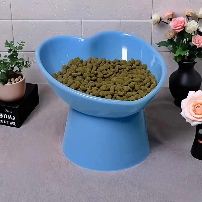 Tall Pet Bowl | Heart-shaped raised neck design to prevent tipping
